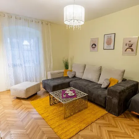 Apartment Kortil *